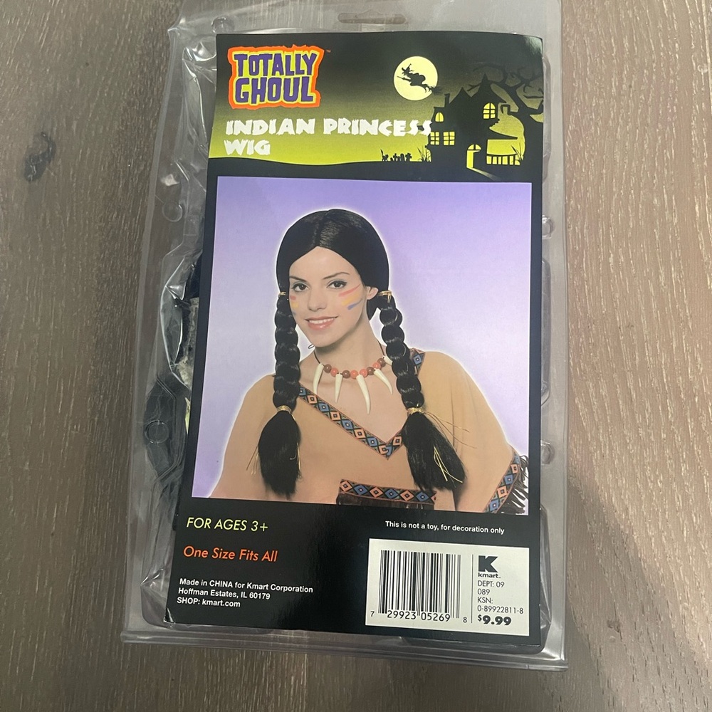 Totally Ghoul Indian princess wig. NWT